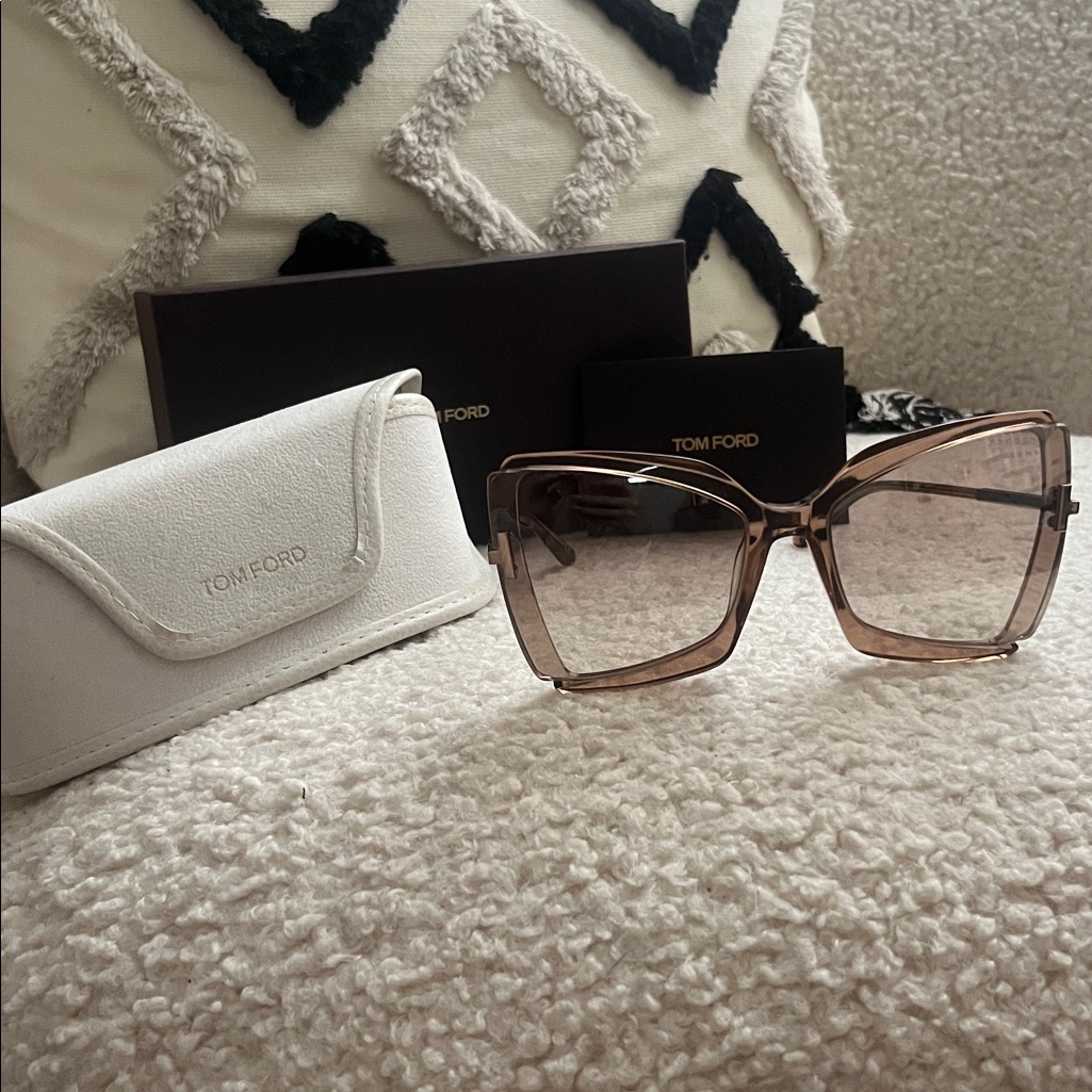 Tom Ford Rose-Tinted Square Sunglasses